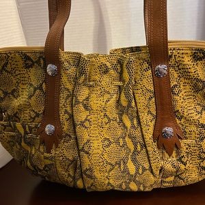 Brand New!  Gorgeous yellow leather/lamb skin Chi snake skin print bag